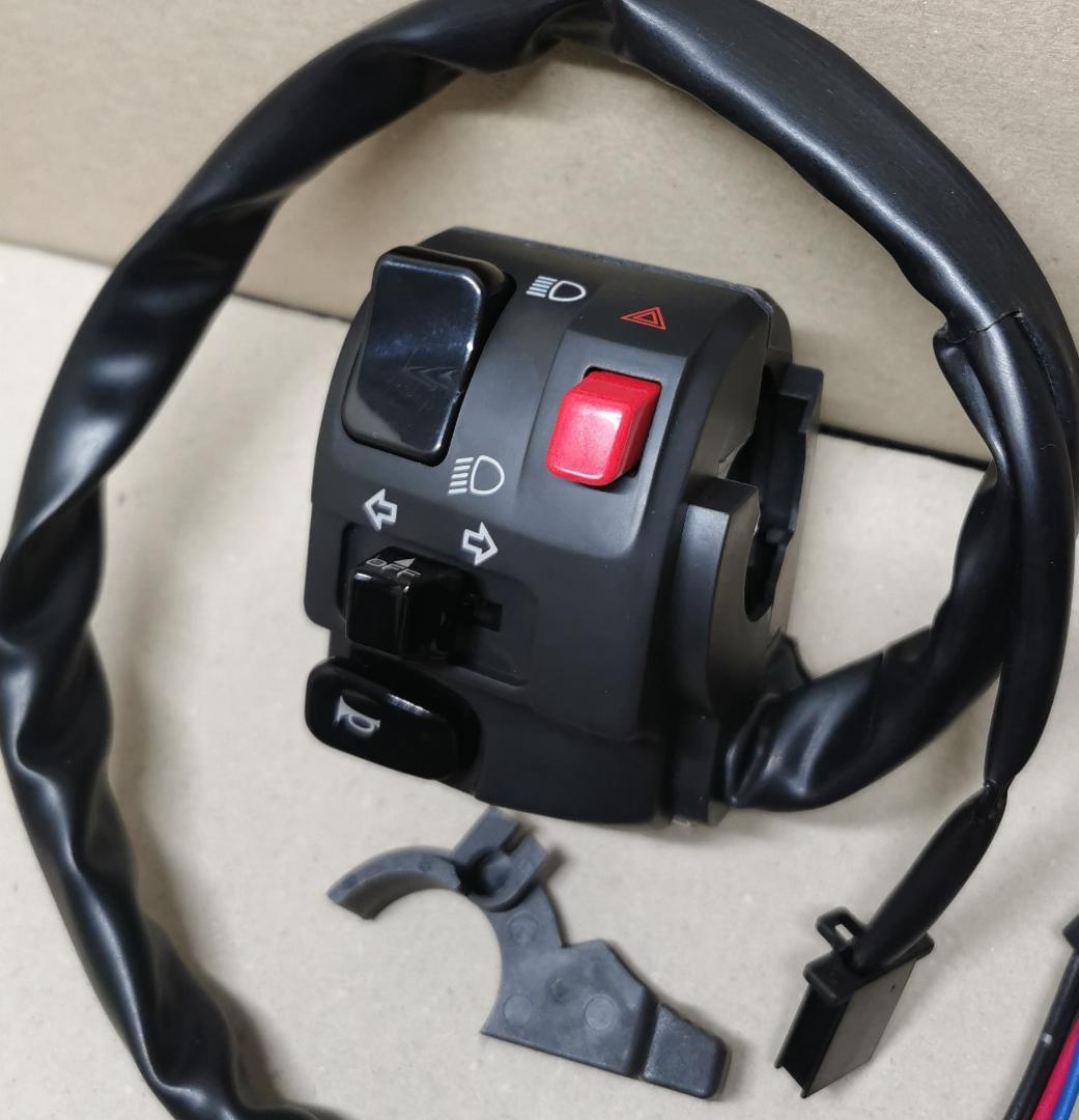 新品*ゼファー400(1993～1995年式)純正左スイッチ(チョークレバー付