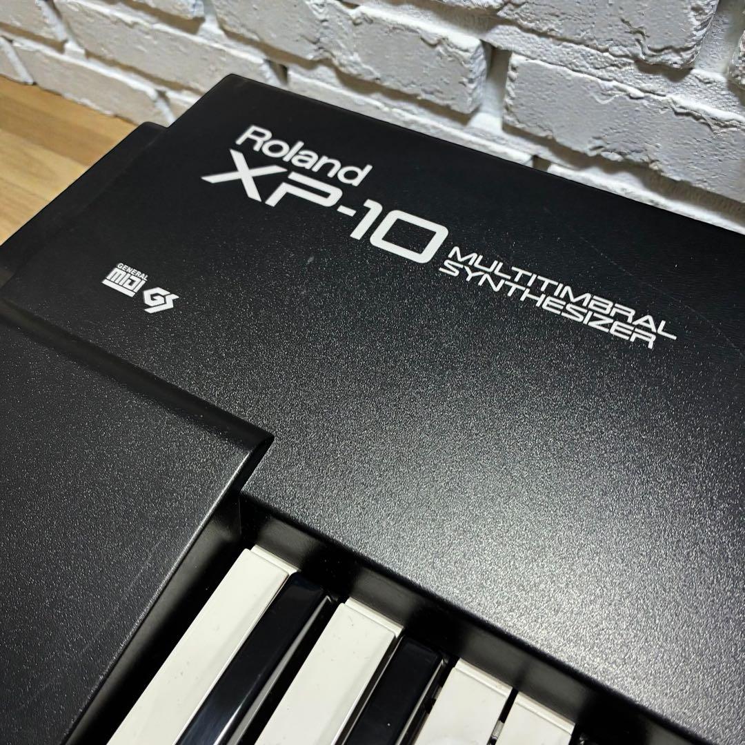 美品✨ Roland XP-10 シンセサイザー 音出し確認ケース付 人気モデル