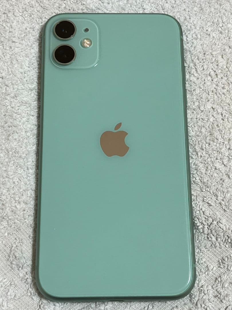iPhone 11 64GB グリーン中古 - メルカリ