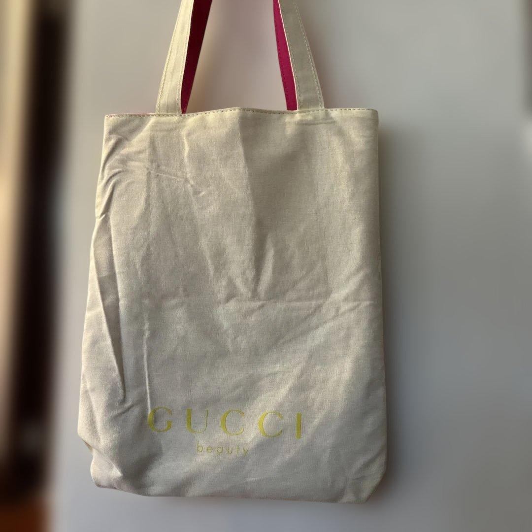 GUCCI ノベルティ 両面キャンパストートバッグ - メルカリ
