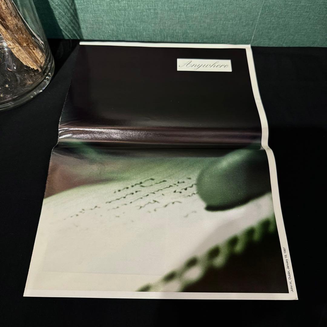 1997年発行 美品 Joseph Grigelyアート新聞 Agnès b. 1997年発行 美品 Joseph Grigelyアート新聞 Agnès b. Amazon.co.jp