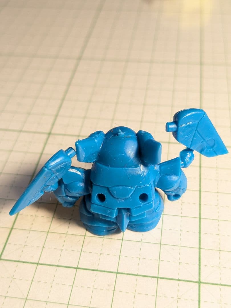 d*3様 444 ウルトラマン 怪獣 キン消し レトロ ロボット ガン消し ガン