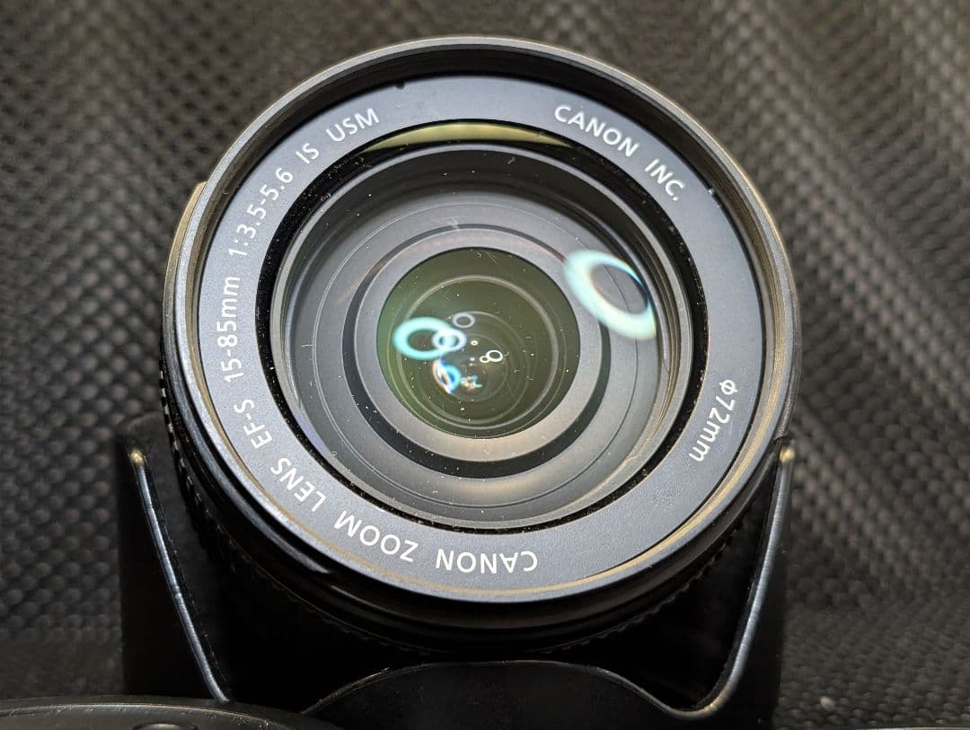 Canon EF-S15-85mm F3.5-5.6 IS USM（フード付）