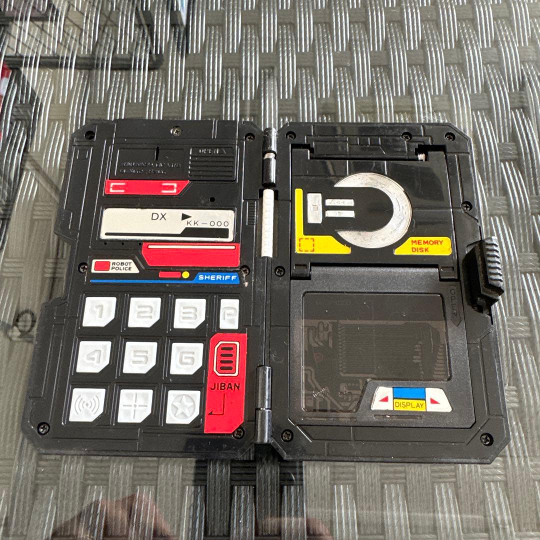 【値下】【希少】DX電子ポリス手帳 機動刑事ジバン バンダイ 機動刑事ジバン DX電子ポリス手帳 - メルカリ