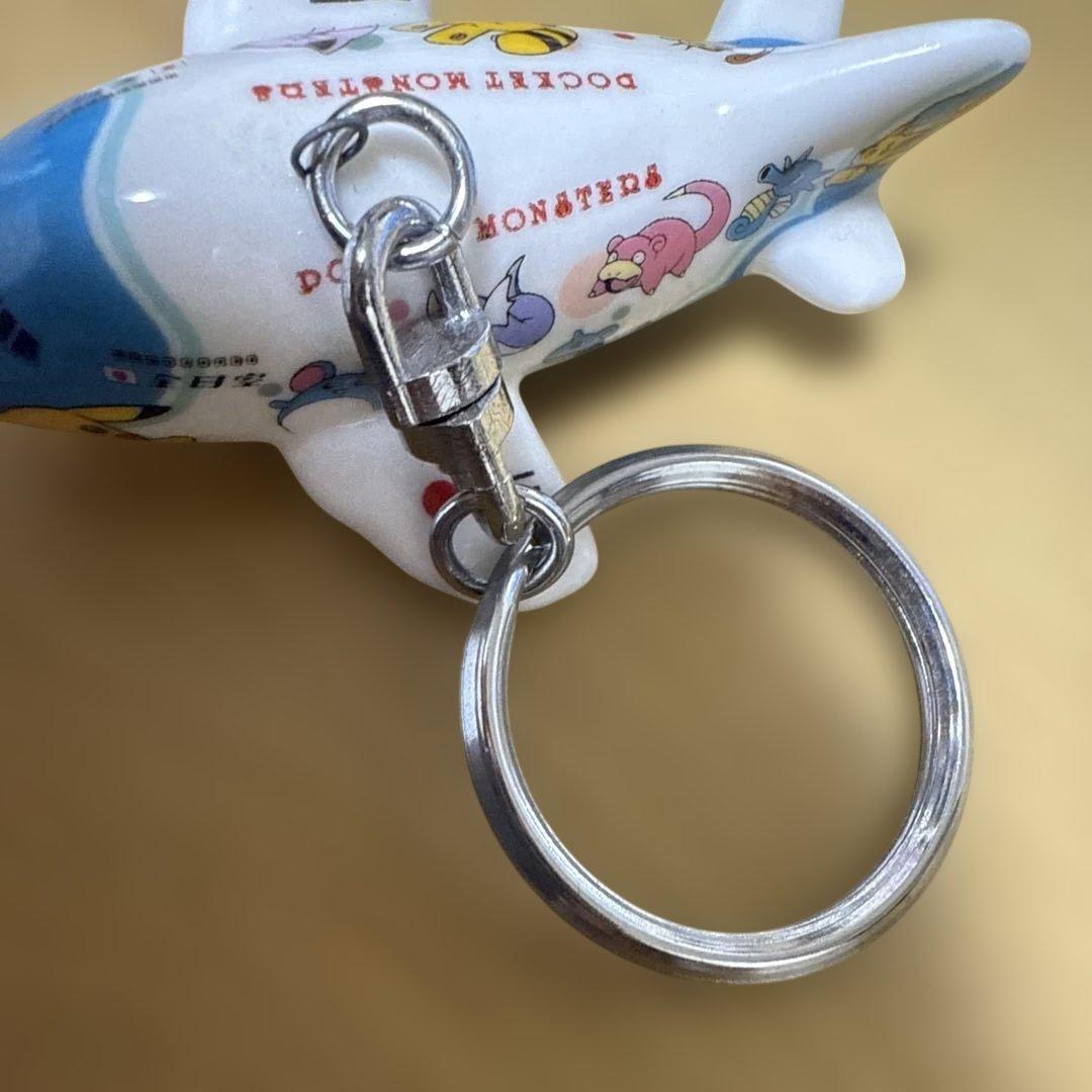 ポケモン ANA キーホルダー 飛行機 陶器製 - メルカリ