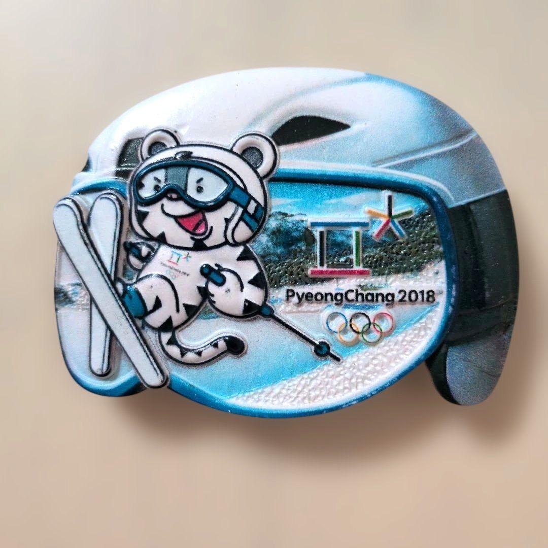 ピョンチャンオリンピック2018 ヘルメット型マグネット - メルカリ