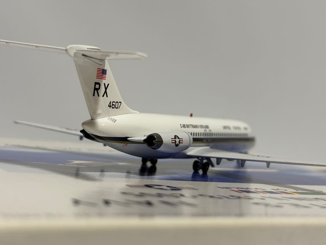 INFLIGHT 1/200 DC-9-30 アメリカ海軍C-9B - メルカリ