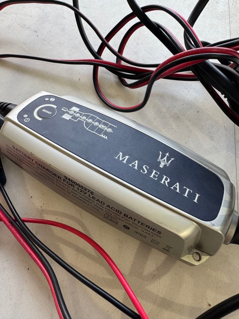 マセラティ バッテリーチャージャー - メルカリ