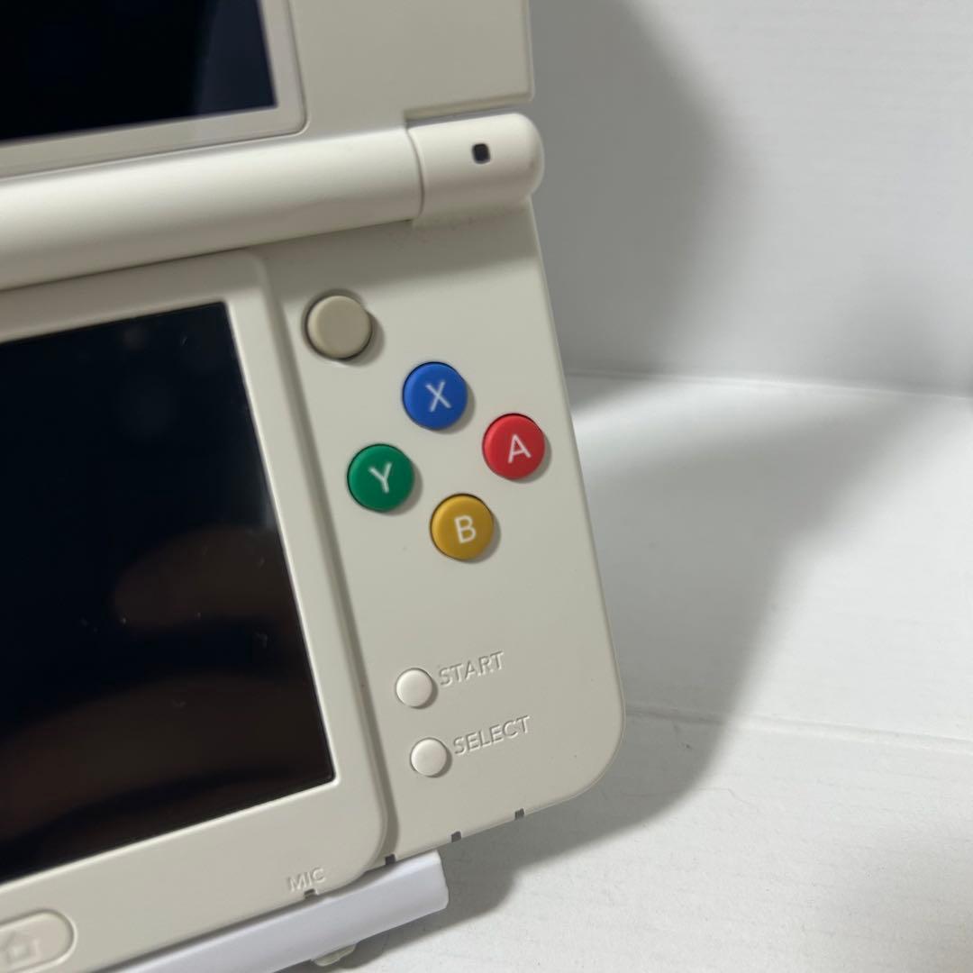 きせかえ可能】Newニンテンドー3DS ホワイト 箱 ARカード 未開封
