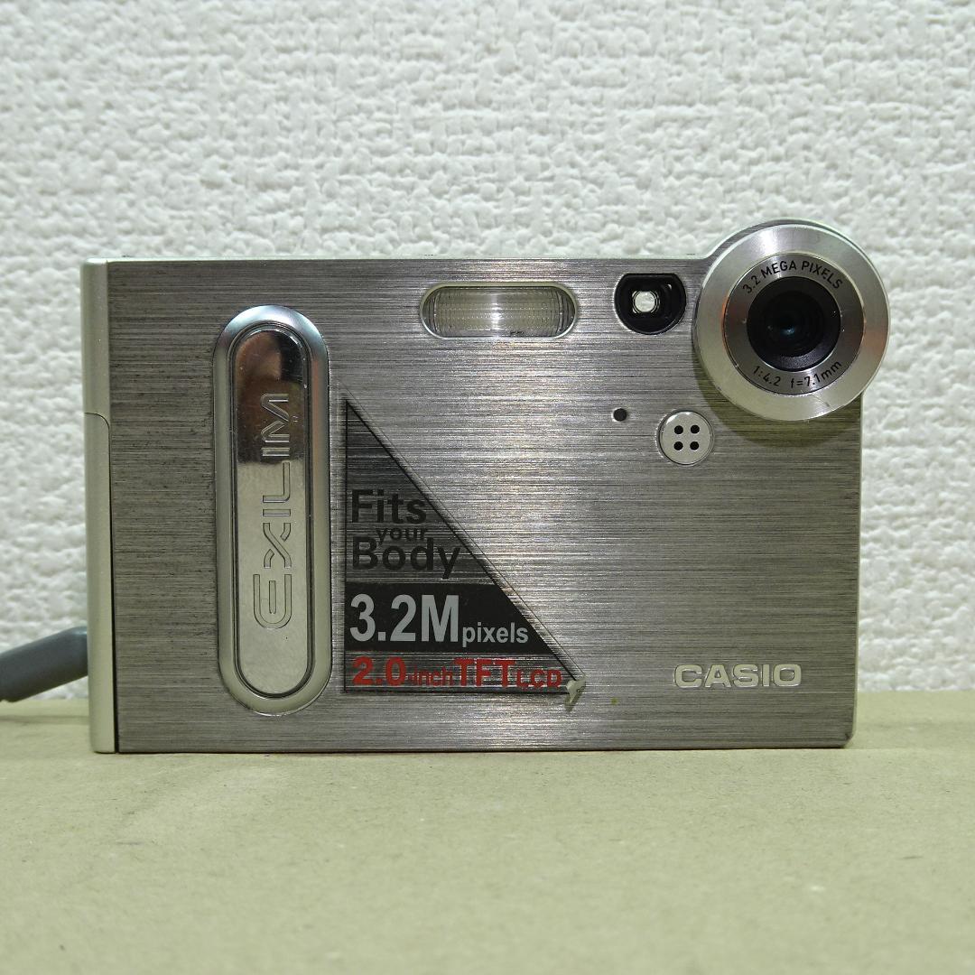 カシオ EXILIM EX-S3 コンデジ 純正バッテリー新品 SDカード2GB - メルカリ