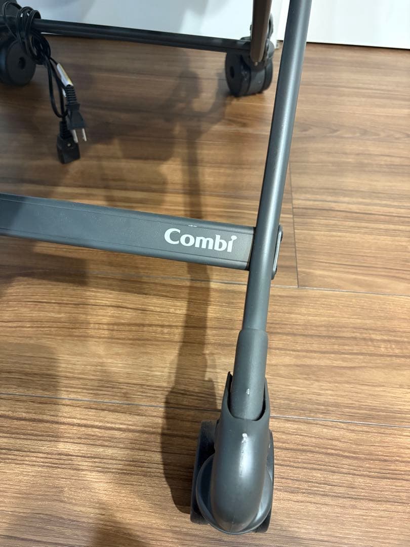 combi コンビ ネムリラ AUTO SWING ミンティーブルー