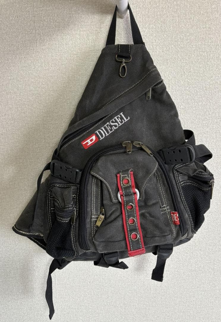 レア美品】DIESEL ワンショルダーバッグarchive y2k - メルカリ