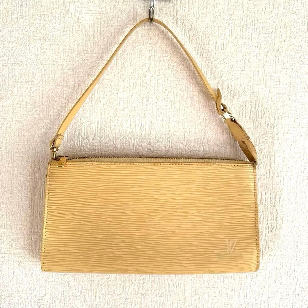 廃番品】ルイヴィトンエピ｜アクセソワールポシェット｜タッシリ