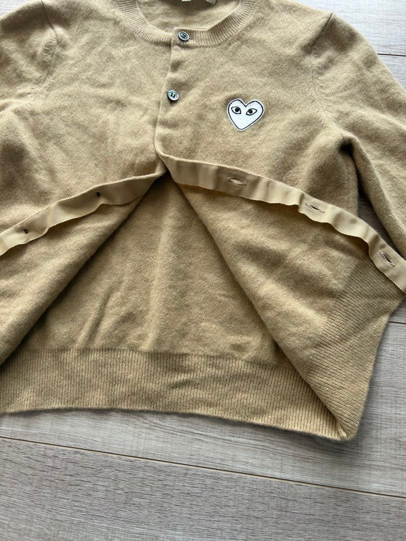 コムデギャルソン 白ハート刺繍 カーディガン ベージュ ウール ワン