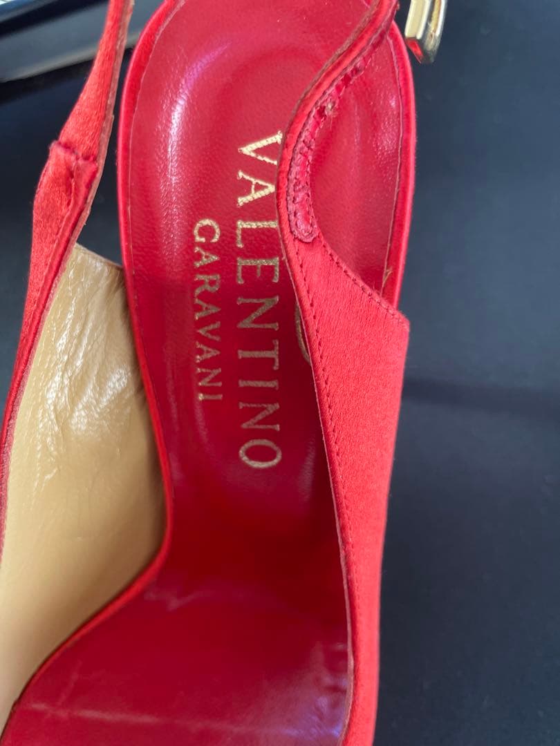 バレンチノガラバーニ 未使用近いビジュー サンダル 22.5cm