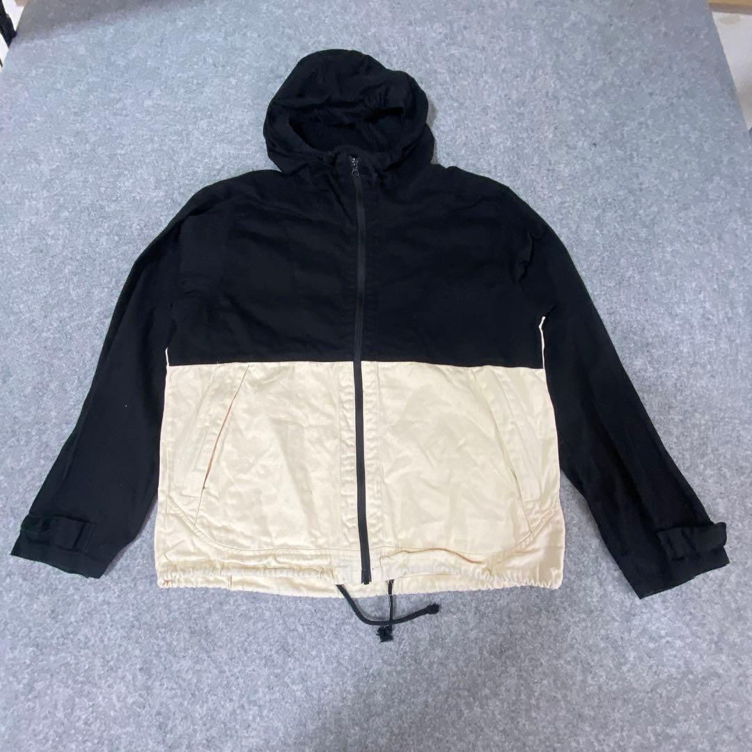 Y487 ナイロンジャケット フード付き 黒とベージュ - メルカリ