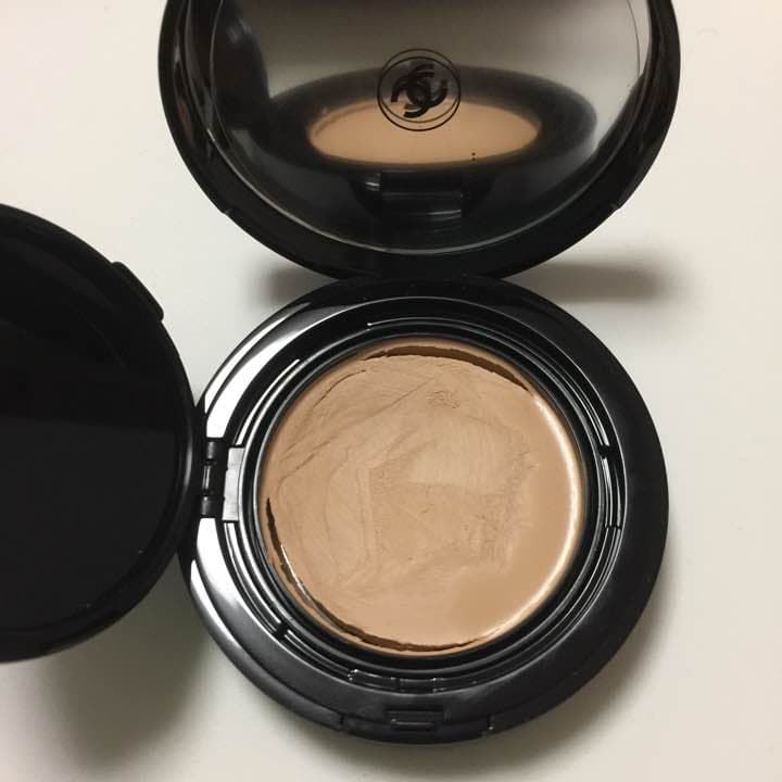 シャネル ヴィタルミエール イドゥラコンパクト20ベージュファンデ