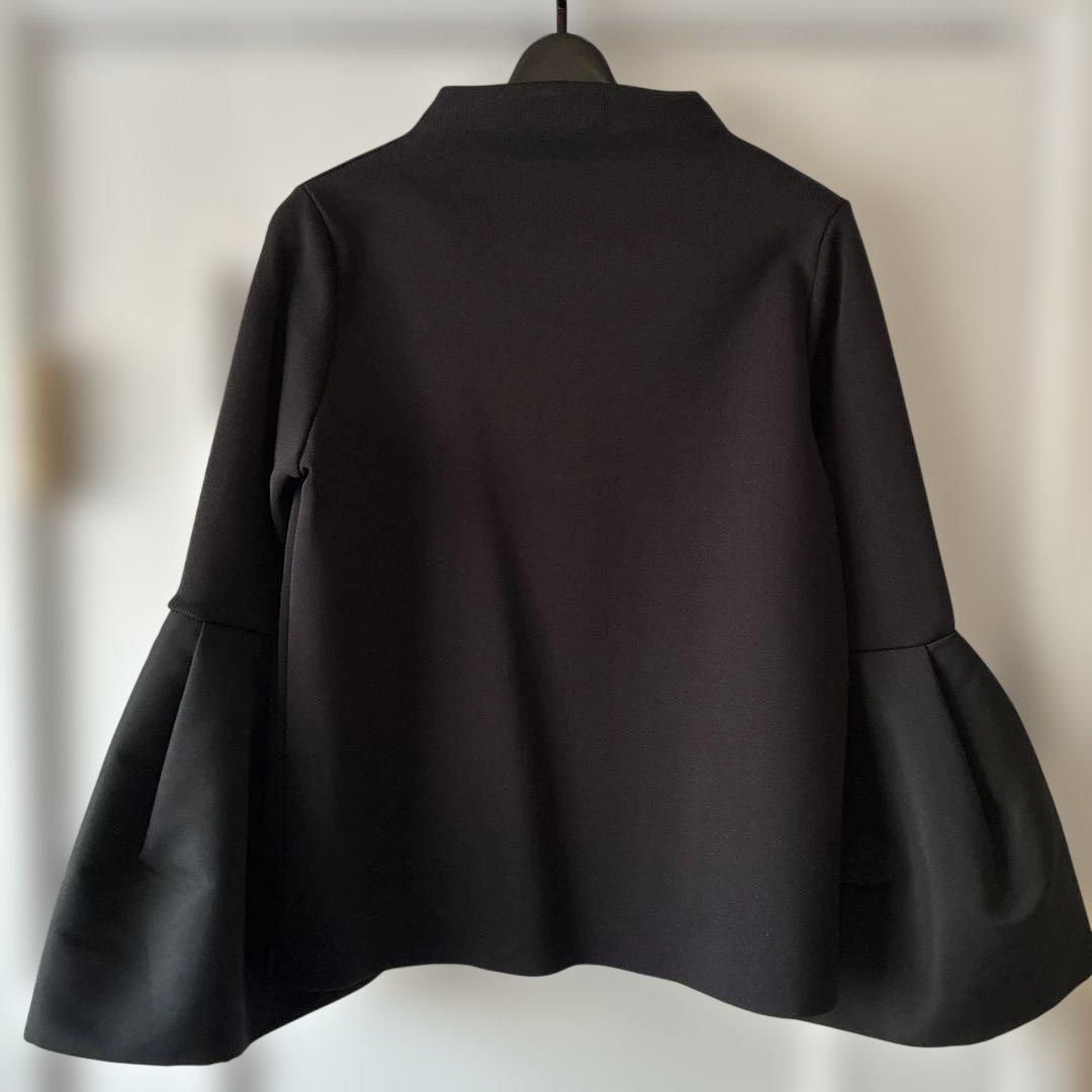 maison de dolce [メゾンドドルチェ] 袖サテンフレアトップス - メルカリ