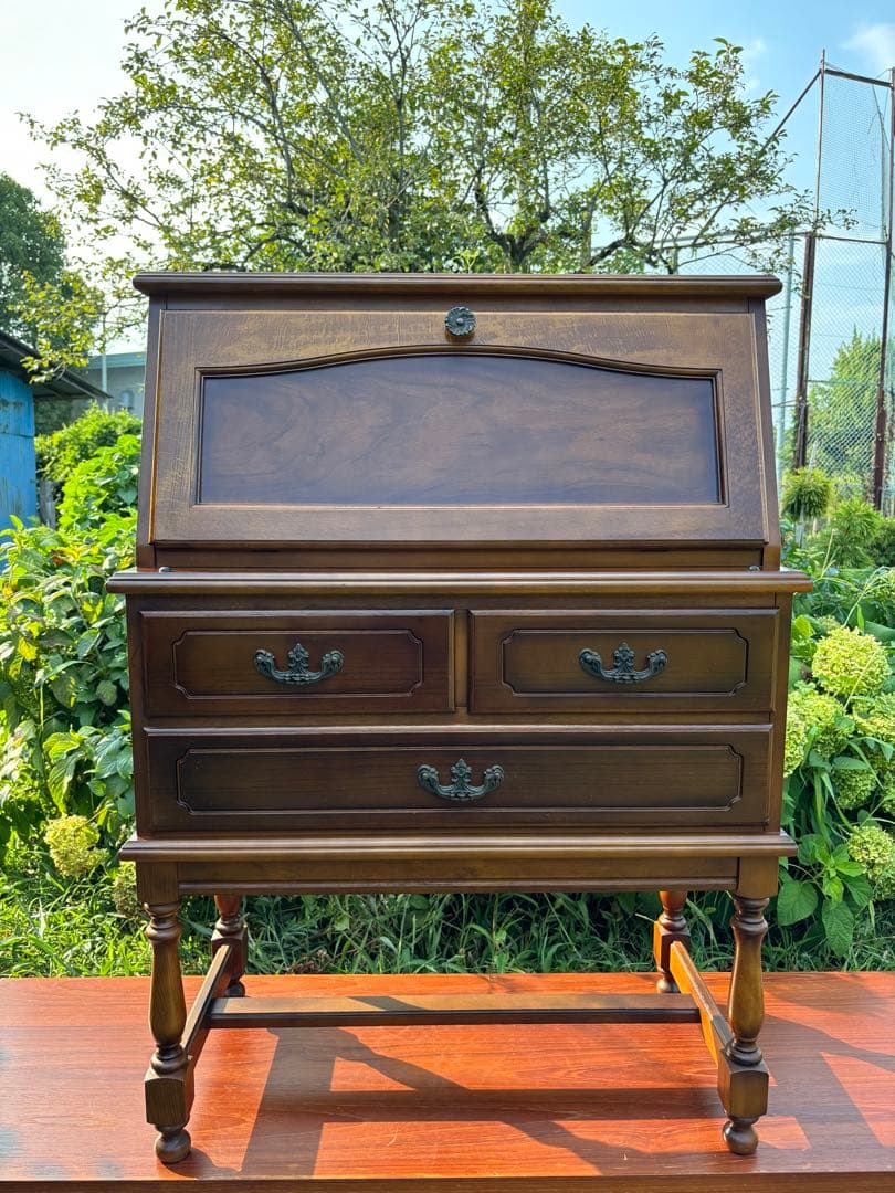 karimoku カリモク コロニアル　ライティングビューロー　ビンテージ Amazon.co.jp: カリモク ライティングデスク・書斎デスク/コロニアル