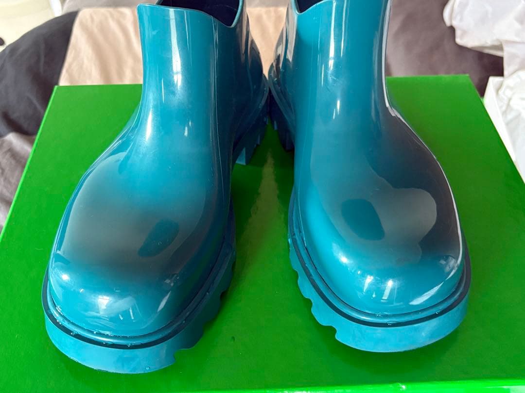 ボッテガヴェネタ　ラバーブーツ　ターコイズ ボッテガヴェネタ ラバーブーツ ターコイズ ボッテガヴェネタ ラバー
