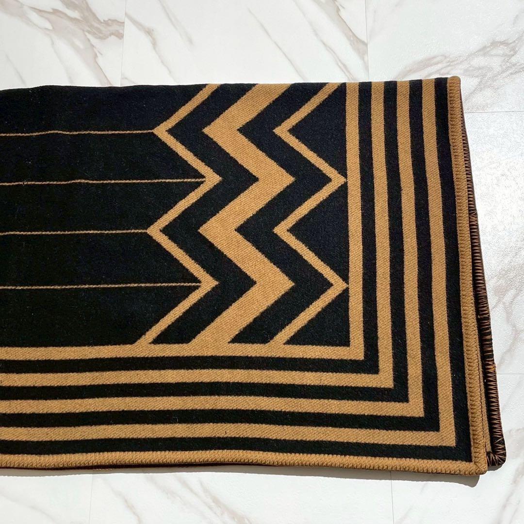 シャンシャン様 ルイヴィトン ブランケット プレッドカラコラム