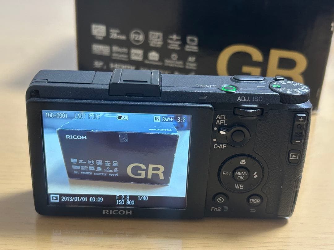 リコー　RICOH GR 初代コンデジ 18.3mm F2.8