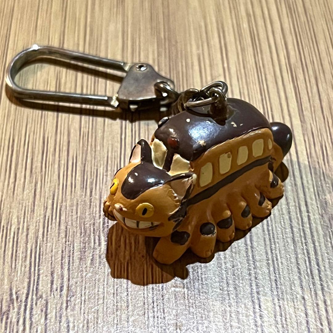 となりのトトロ ネコバスキーホルダー ジブリ - メルカリ