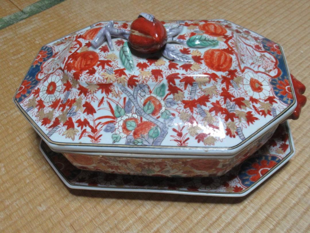 ◆極希少 江戸幕末！古伊万里 染錦(紅葉/桃/菊) 手持ち造形桃蓋付 チュリーン ◇極希少 江戸幕末！古伊万里 染錦(紅葉/桃/菊) 手持ち造形桃蓋付