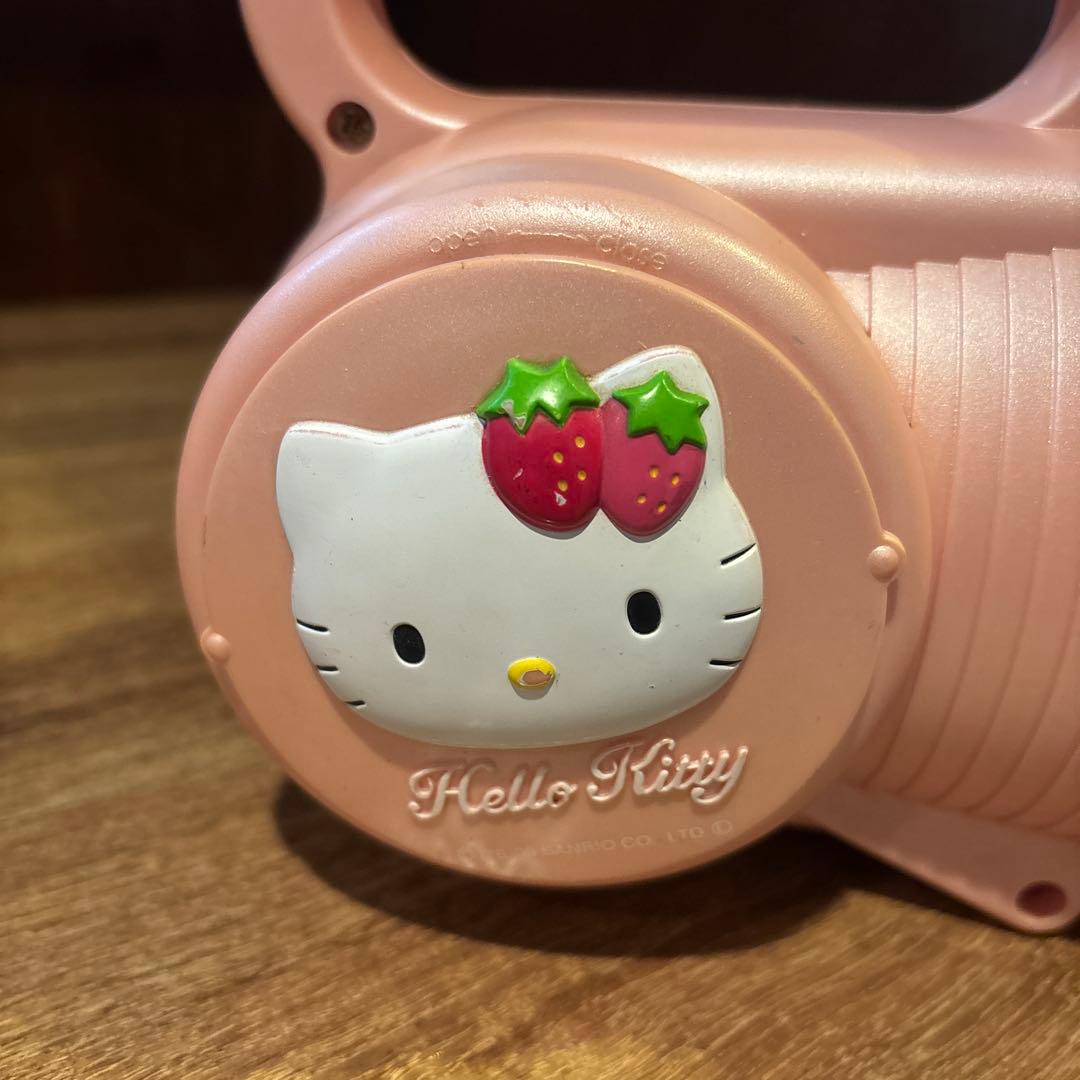 ハローキティのラジオ付きライト - メルカリ