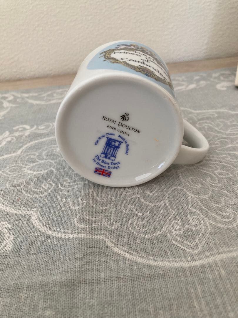 Royal Doulton プリンスジョージ マグカップ - メルカリ