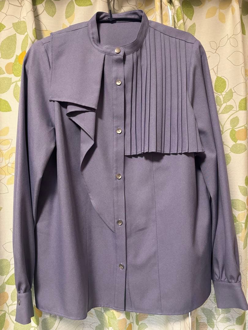 UNITED TOKYO☆ アシメプリーツデザインブラウス -UVカット-