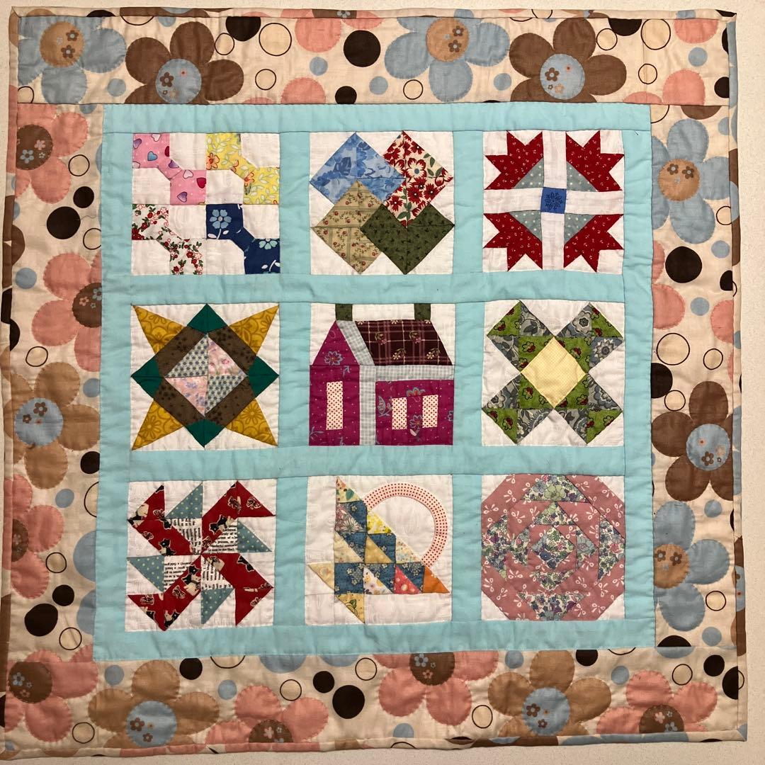 パッチワーク サンプラーキルト タペストリー - メルカリ