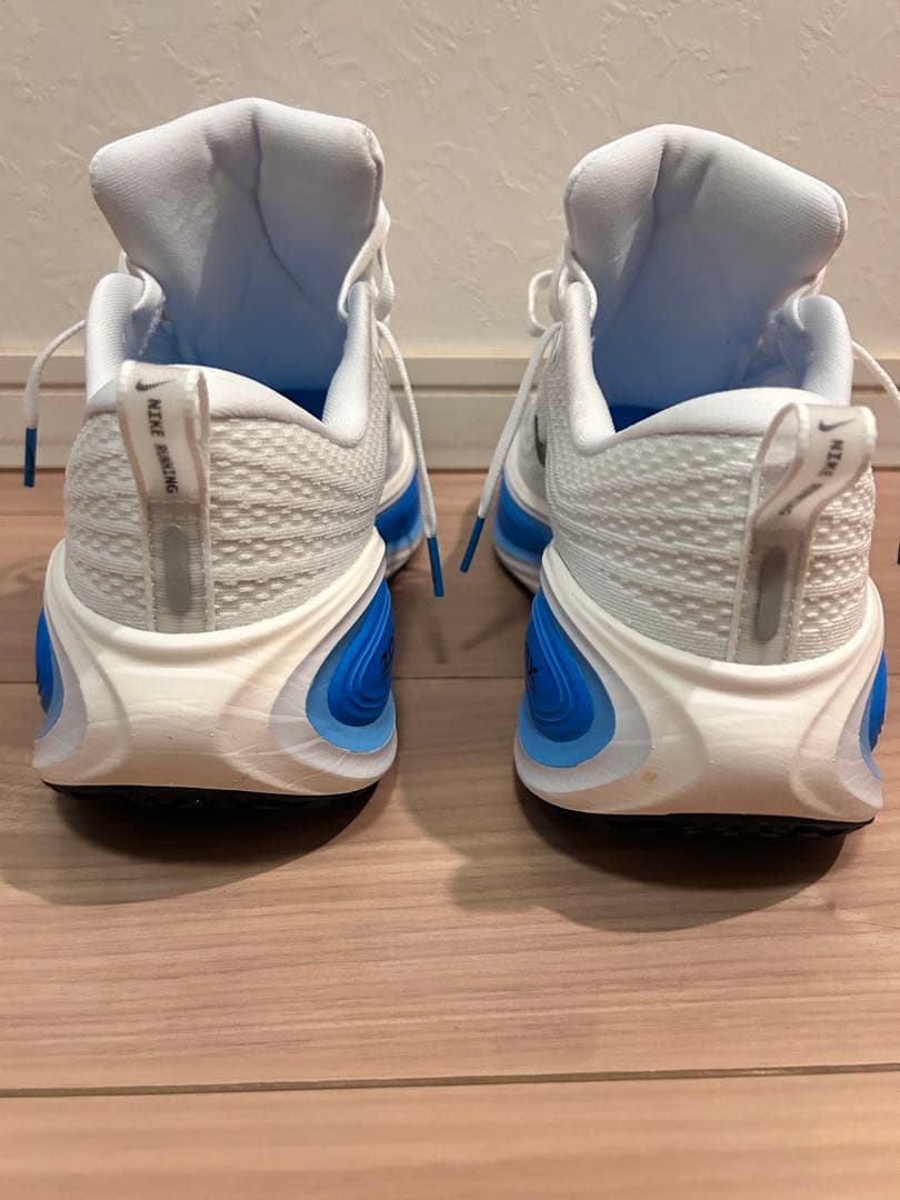 ナイキ ボメロプラス 26.5cm