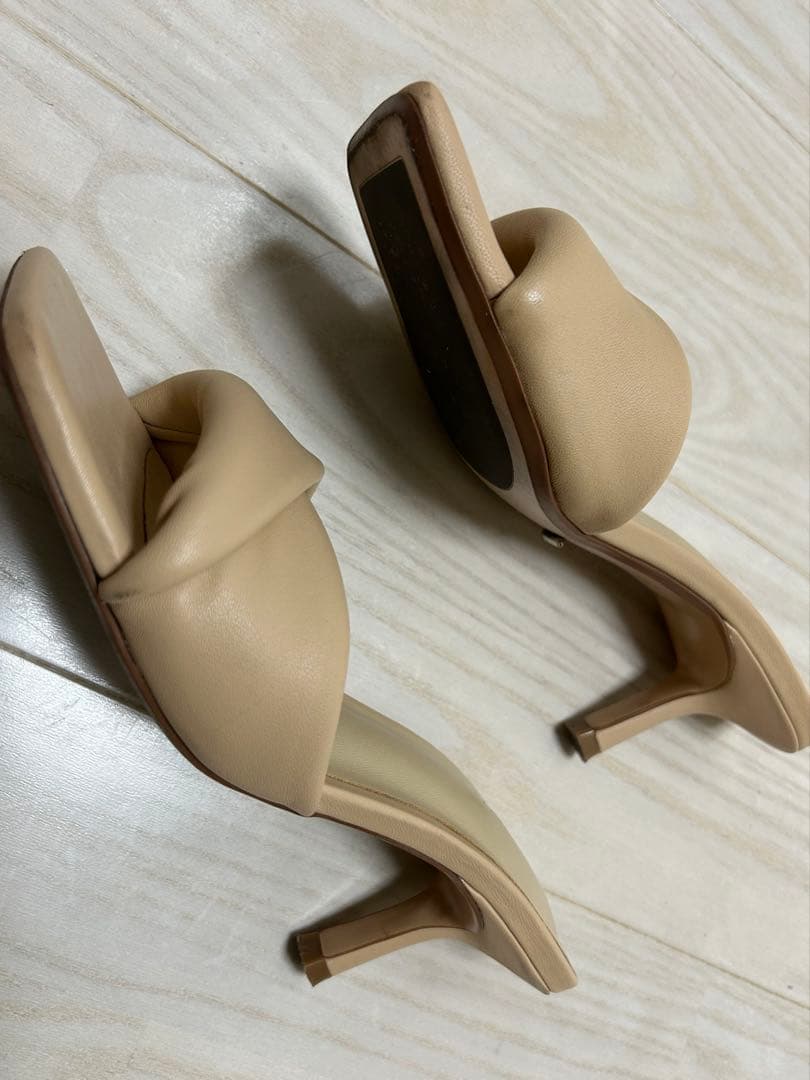 Tony Bianco Alexa Sandal ベージュ Tony Bianco Alexa Sandal