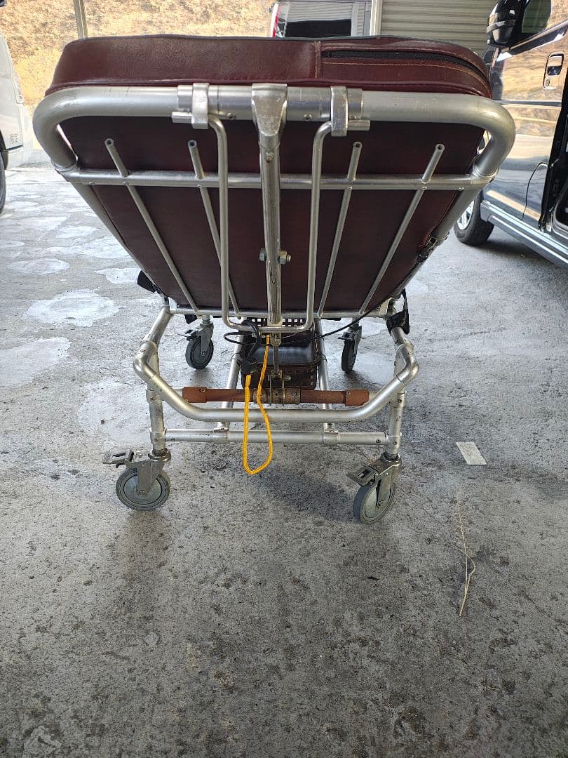 車載用ストレッチャー すぐにお仕事出来ます！引取りは送料不要