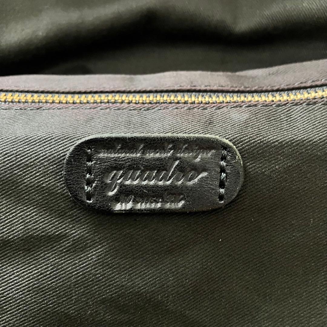 《美品高品質早い者勝ち》クオドロquadroリアルレザー本革ショルダーバッグ