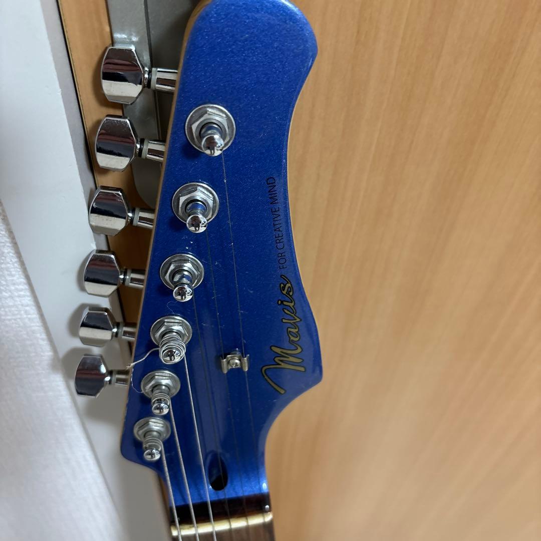 Mavis ストラトキャスタータイプ エレキギター 青 - メルカリ