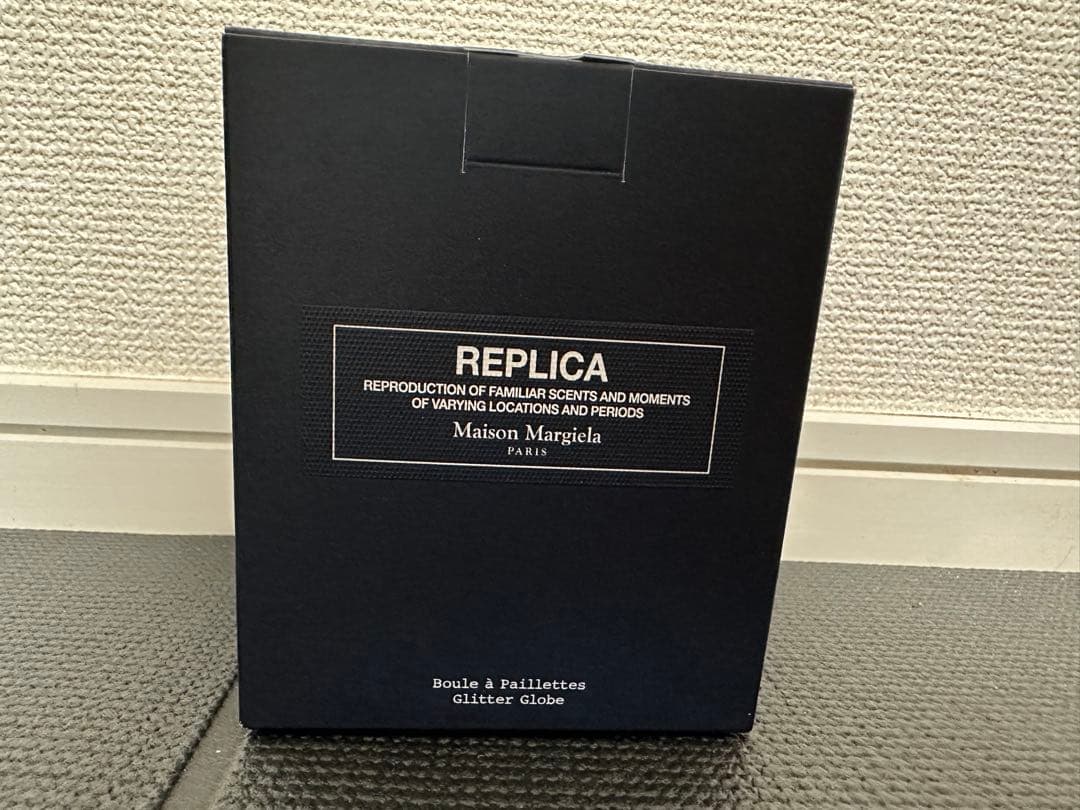 メゾンマルジェラ スノードーム グリッター グローブ ホリデー 限定
