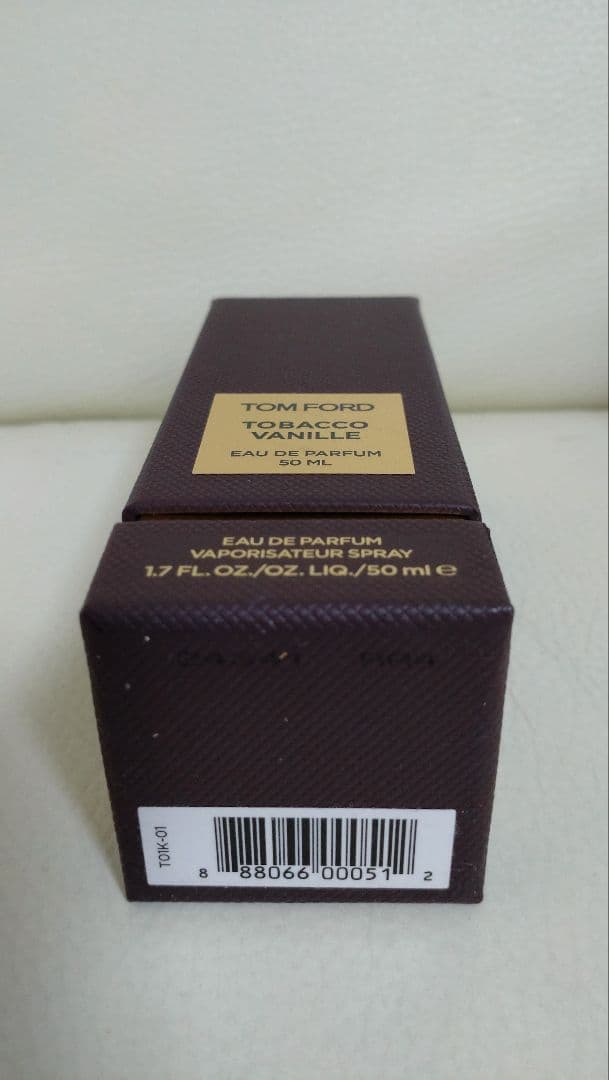 TOMFORD トムフォード タバコバニラ50ml 阪急メンズ東京購入の正規品