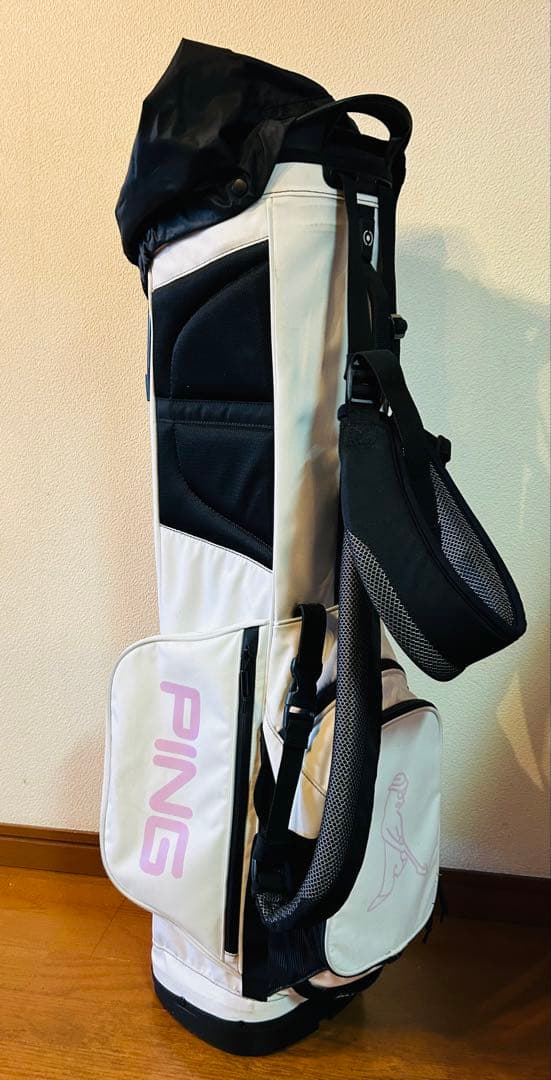 PING キャディバッグ ホワイト/ブラック プリントロゴピンク - ゴルフ