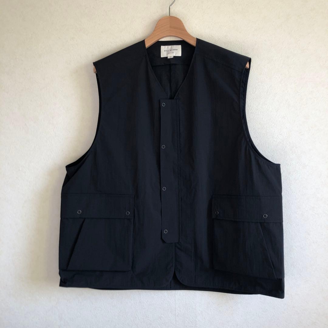 STILL BY HAND ナイロンスナップボタンベスト