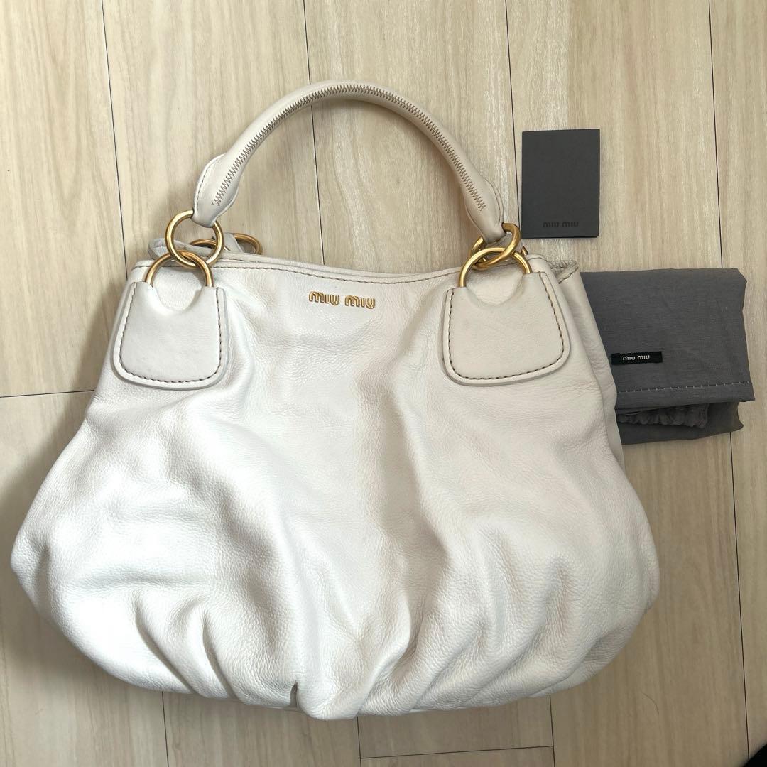 ミュウミュウ　トートバッグ MIU MIU/ミュウミュウ通販 | レザー トートバッグ【送料無料】【店頭