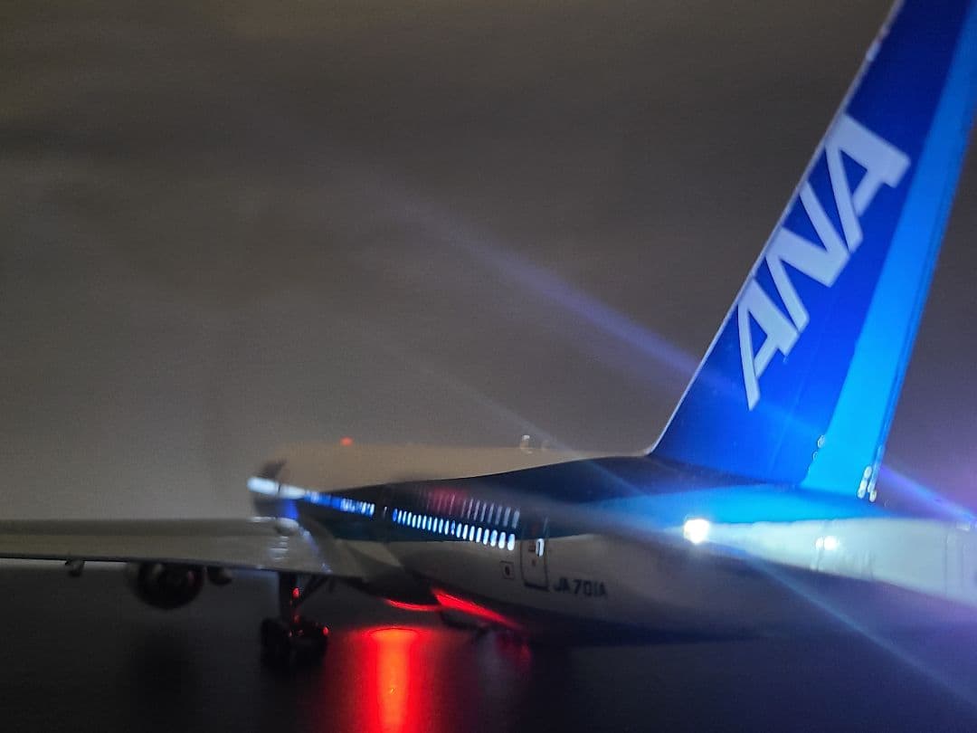 ANA BOEING 777-200 LED仕様完成品 - メルカリ
