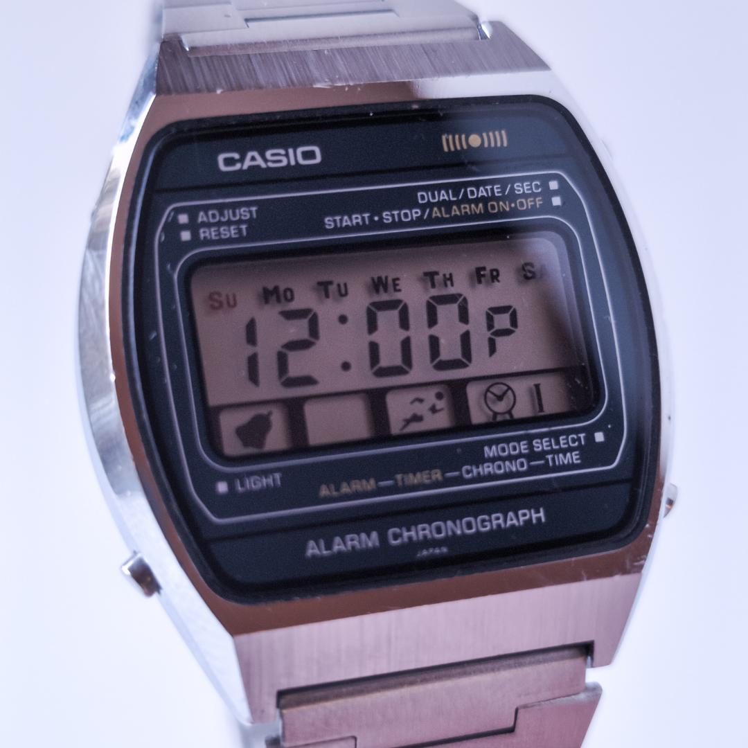 CASIO S011 デジタル メンズ 36mm 昭和時代 - メルカリ