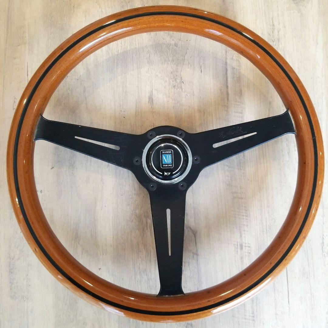 NARDI★ナルディウッドステアリング/ブラックスポーク　37Φ 商品詳細 NARDI/ナルディ CLASSIC（クラシック） ウッド/ブラック