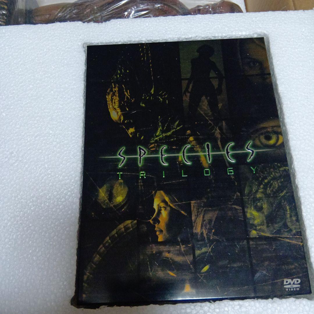 スピーシーズ トリロジー《フィギュア付》〈2000セット限定生産・3枚組〉