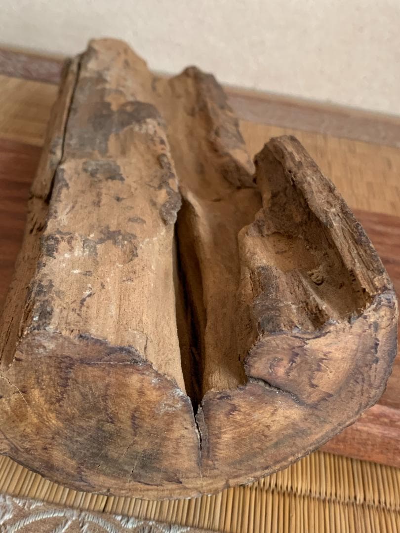 沈香原木古香木690g☆香木聞香彫刻タニ アロマインドネシア産西パプア州