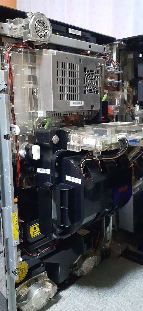 パチスロ実機 バジリスク2コイン不要機付き 引き取り限定 - メルカリ