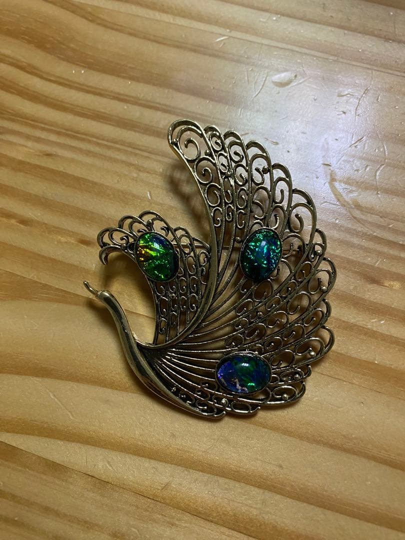 ブローチ まとめ売り - メルカリ