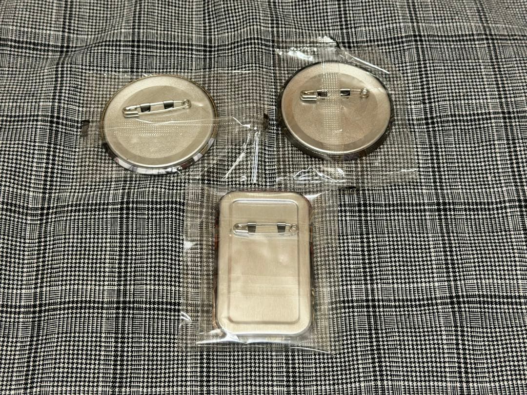 ツイステ 缶バッジ スカラビア寮 カリム ジャミル 3点セット - メルカリ